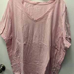 Ava & Viv Light Pink V-Neck Short Sleeve Tee